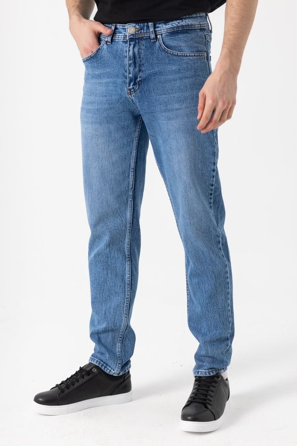 Straight Jean