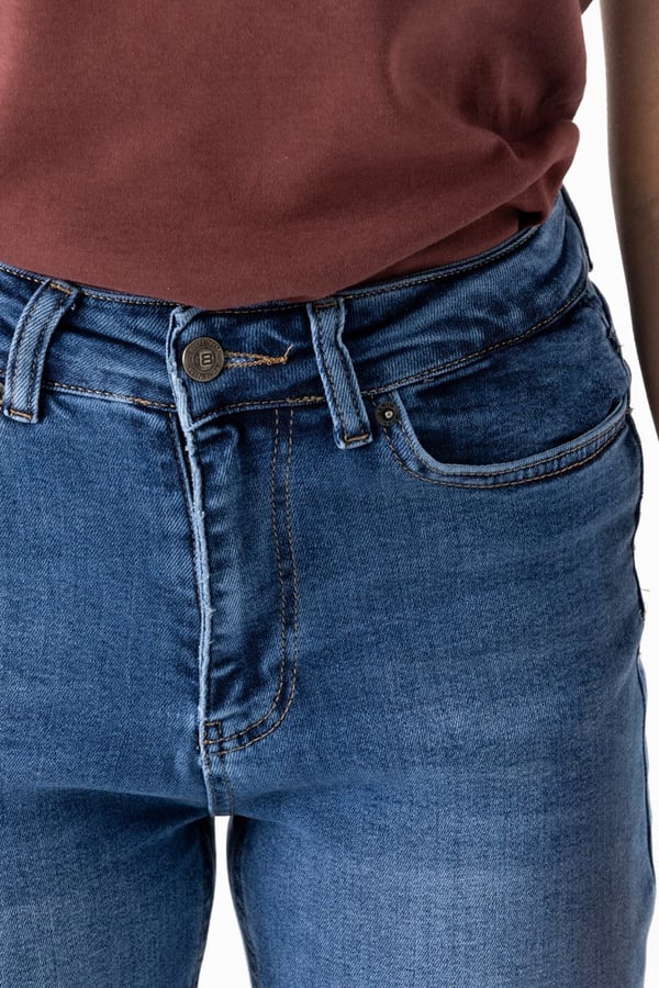 Straight Jean