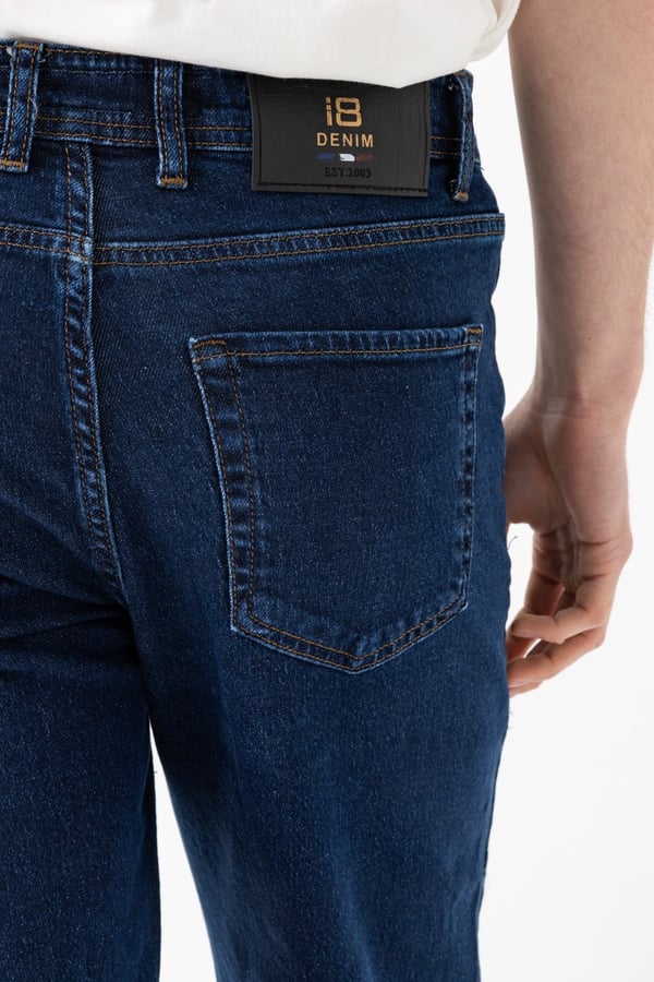 Straight Jean