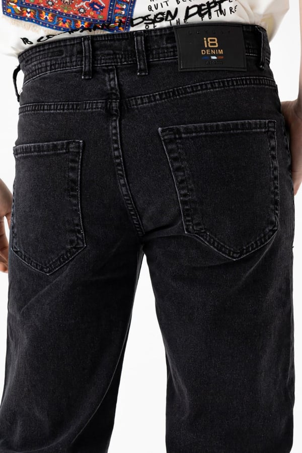 Straight Jean