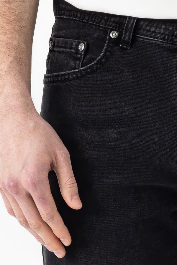 Straight Jean