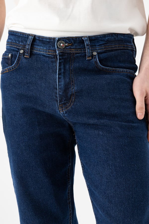 Straight Jean
