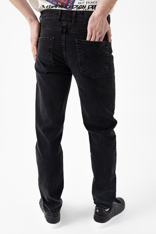 Straight Jean