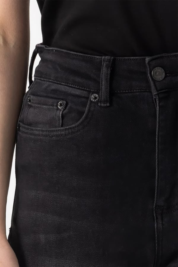 Straight Jean