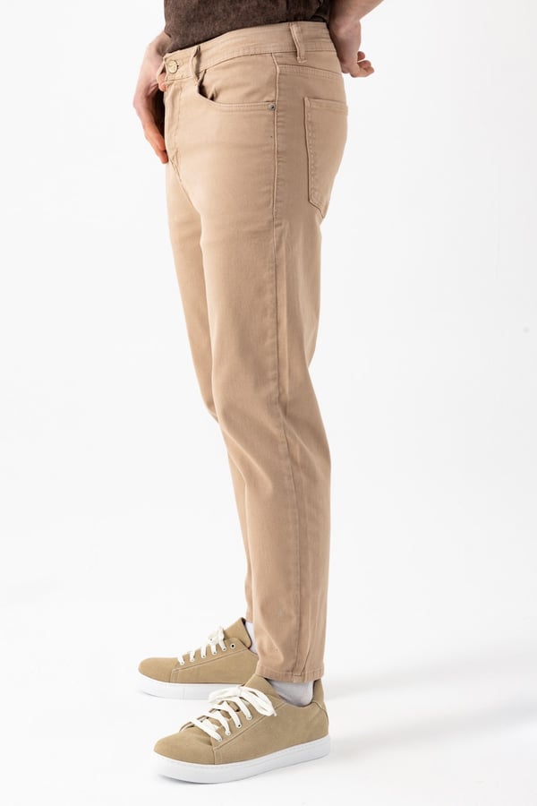 Tapered Jean