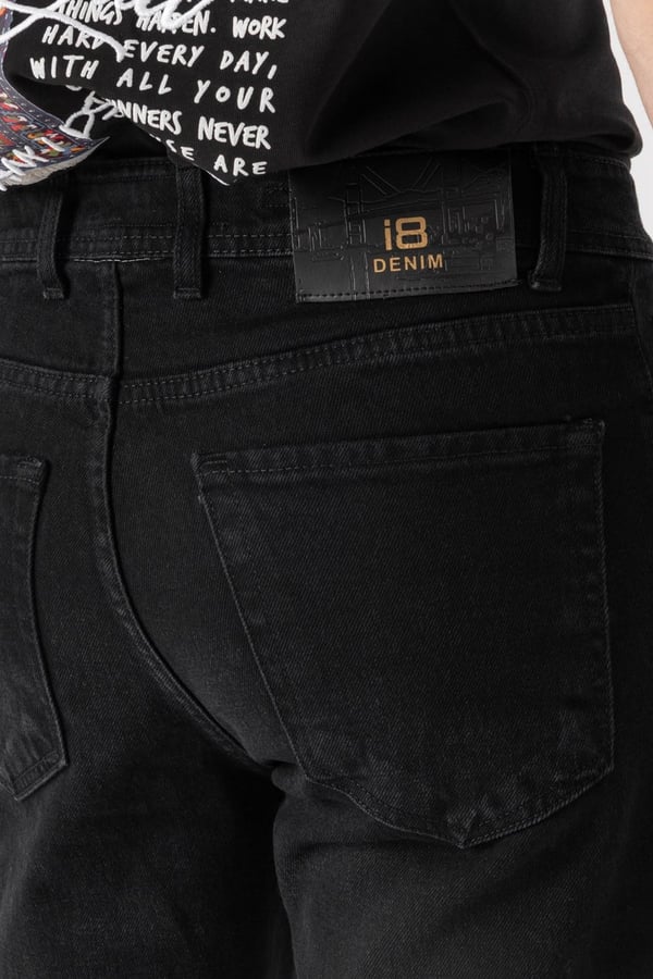 Tapered Jean