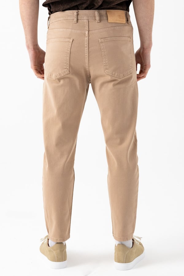 Tapered Jean