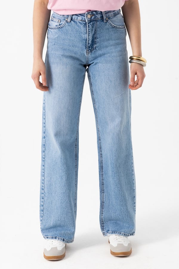 Wide Leg Jean