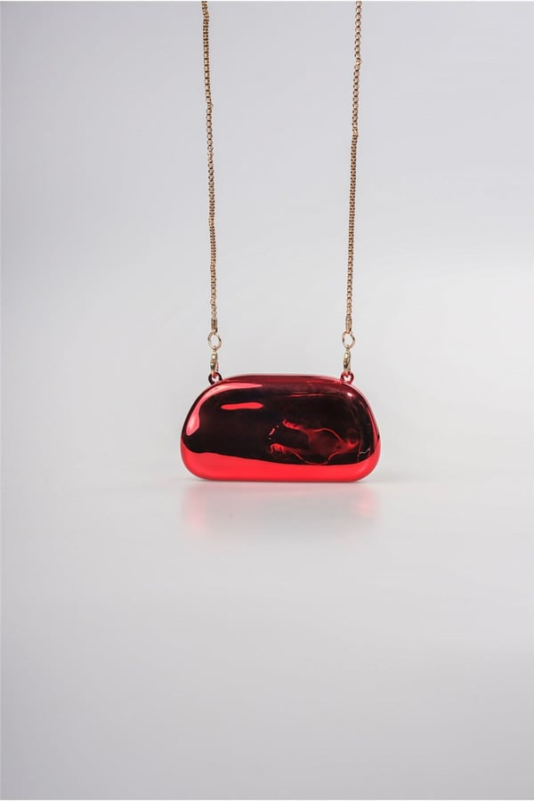 Fuşya Metalik Görünümlü Sert Kapaklı Zincir Askılı Mini Portföy ve Clutch Çanta