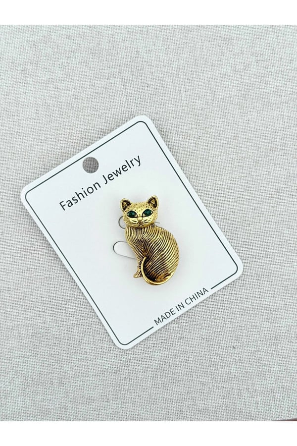 Gold Kedi Figürlü Broş – Yeşil Göz Detaylı Şık Tasarım