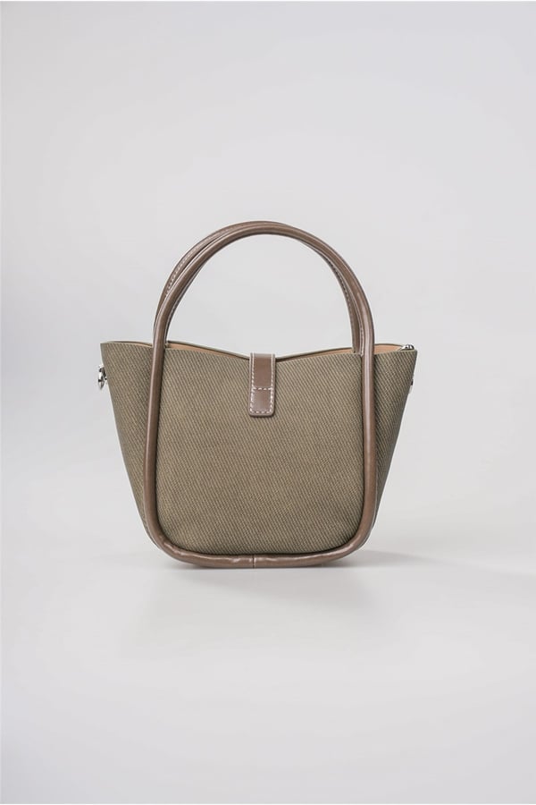 Yeşil Mini El Çantası Şık Kilit Detaylı Çapraz Askılı İki Renkli Günlük Kullanım 15x14x10 cm