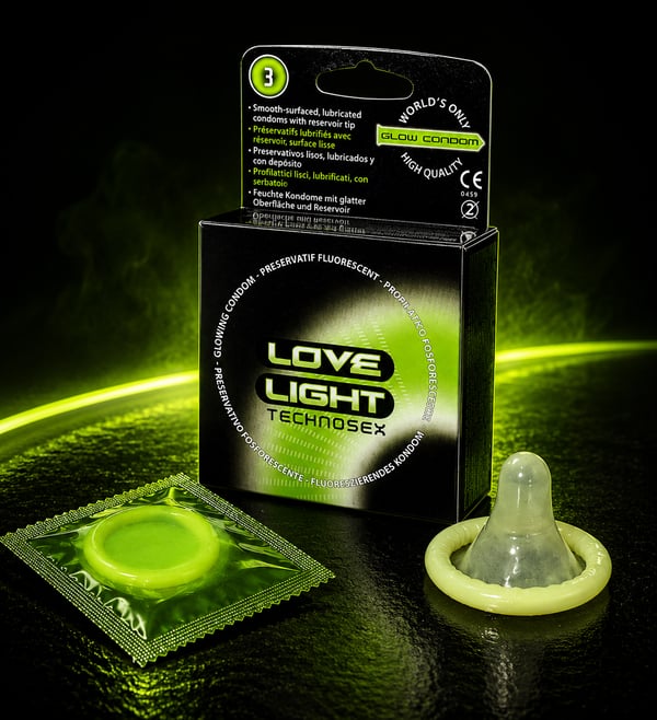 LOVE LIGHT GLOW CONDOM 3