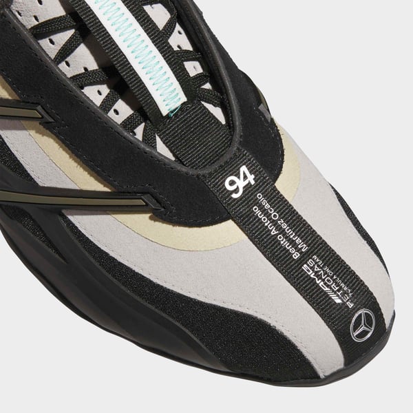 adidasHQ2570405BAD BUNNY ADIRACER GT