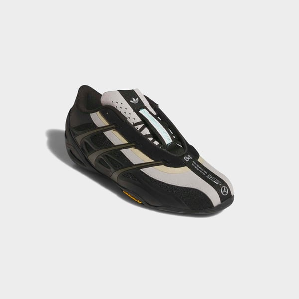 adidasHQ2570405BAD BUNNY ADIRACER GT