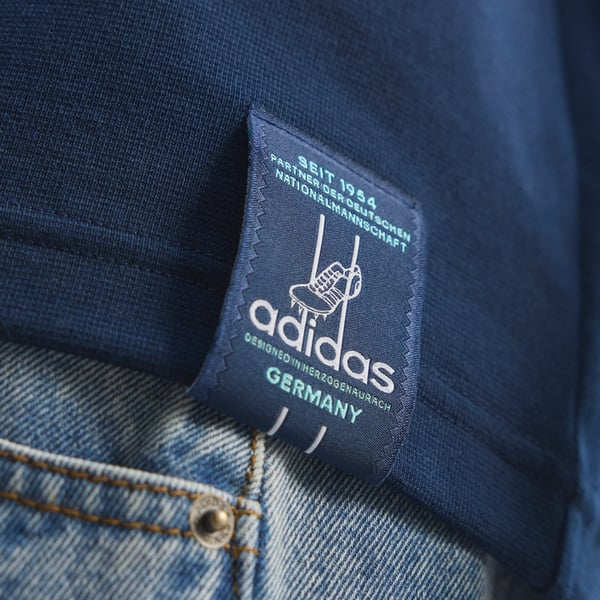 adidasJZ93422XLDFB OG TEE