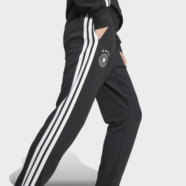 adidasJZ93492XLDFB DNA PNT