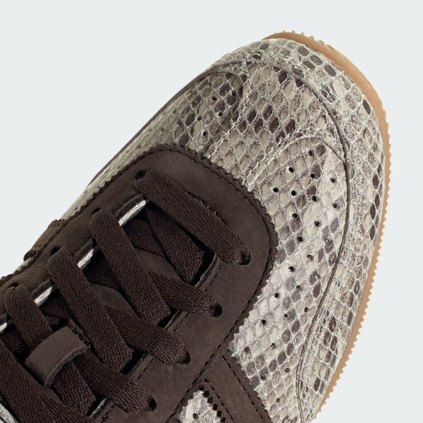 adidasKI532236JAPAN W