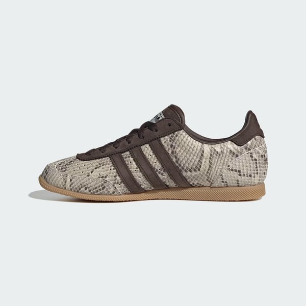 adidasKI532236JAPAN W