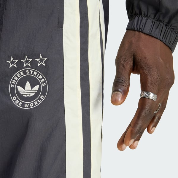 adidasKU9193LGFX TRACK PANT