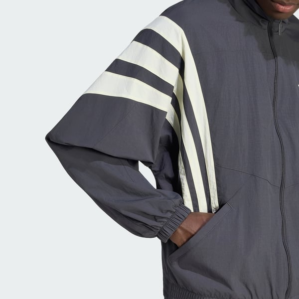 adidasKU9197LGFX TRACK TOP