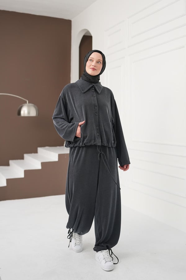 Büzgü Detaylı Pantolon Takım - Siyah kadın giyim ürün görseli Arzestore