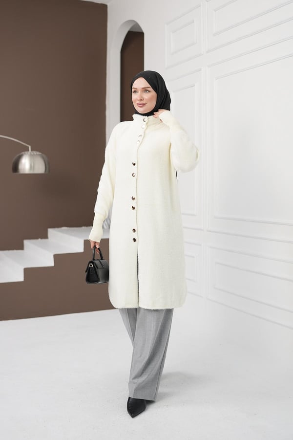 Düğmeli Yumoş Hırka - Beyaz kadın giyim ürün görseli Arzestore