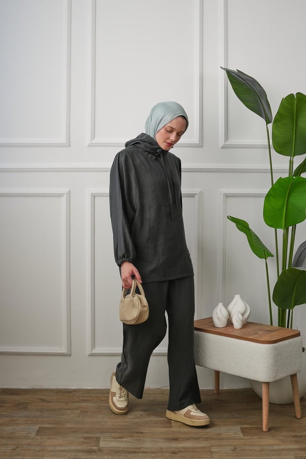 Gizli Patlı Pantolonlu Takım - Antrasit kadın giyim ürün görseli Arzestore