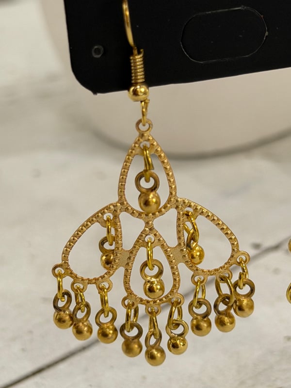 Antik Gold Kaplama Damla Boncuk Küpe