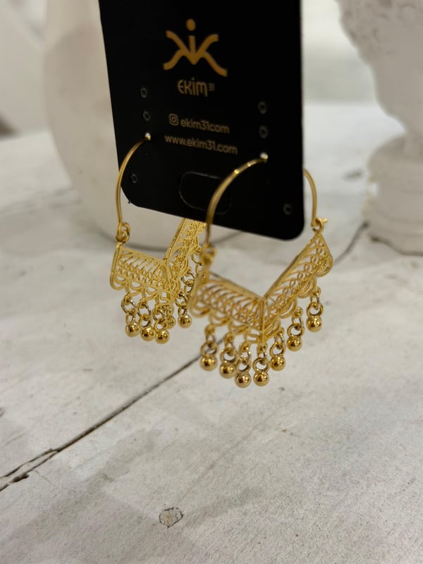 Antik Gold Kaplama Üçgen Küpe