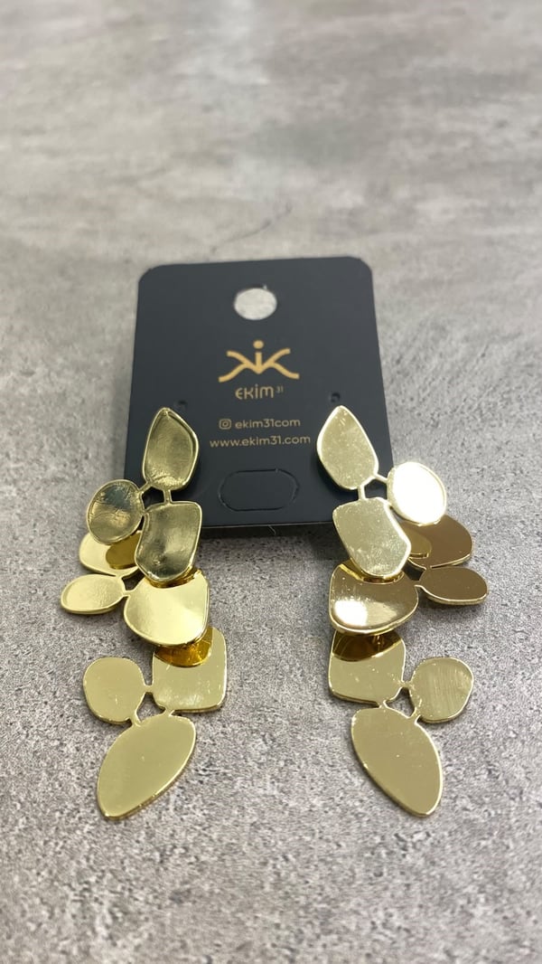 Dağınık Model Sallantı Küpe