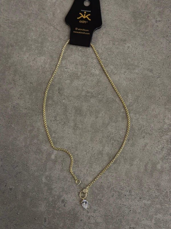 Damla Taş Model Gold Kolye