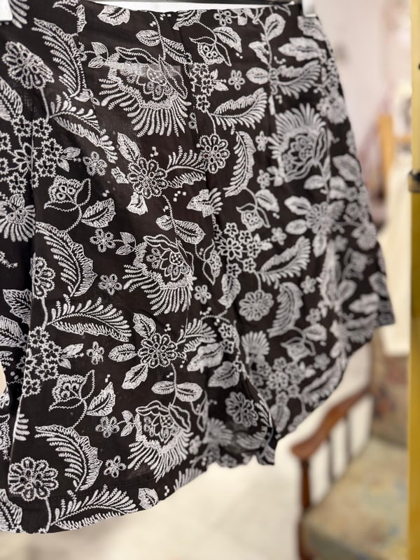Desenli Şort Etek