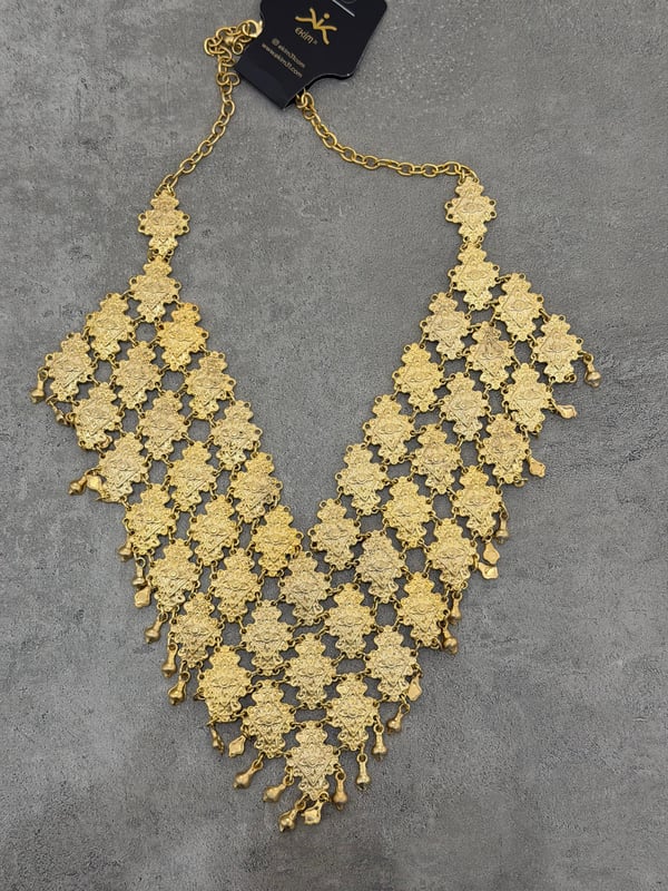 Eskitme Gold Yaka Kolye