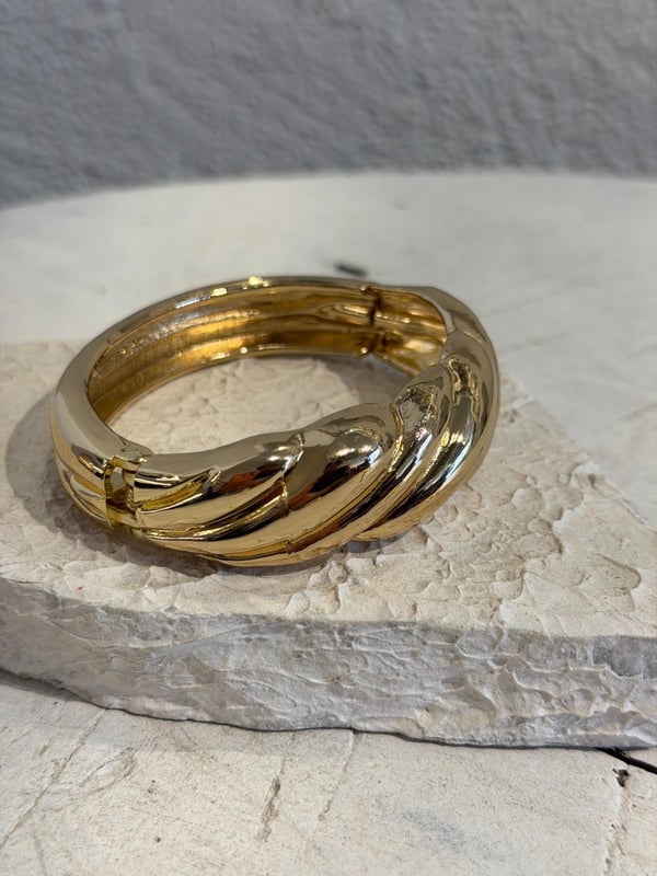 Gold Burgu Kelepçe