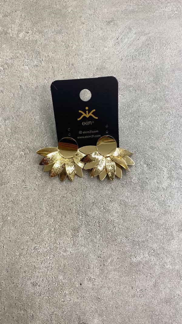 Gold Çiçek Küpe