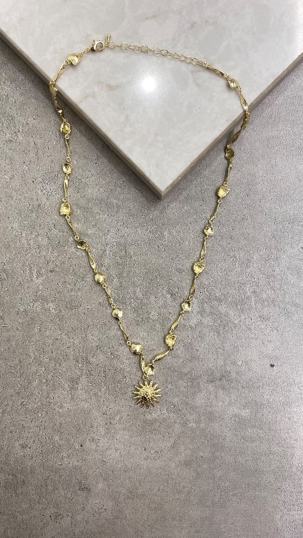 Gold Güneş Kolye