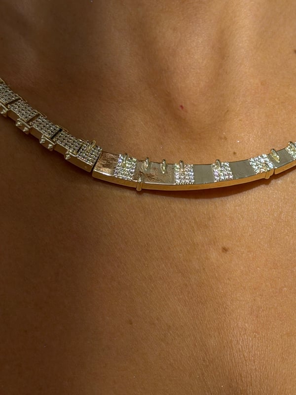Gold Taşlı Kalıp Kolye