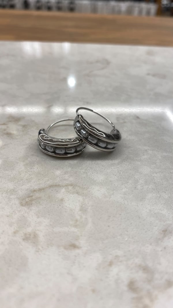 İnci Detaylı Ay Silver Küpe