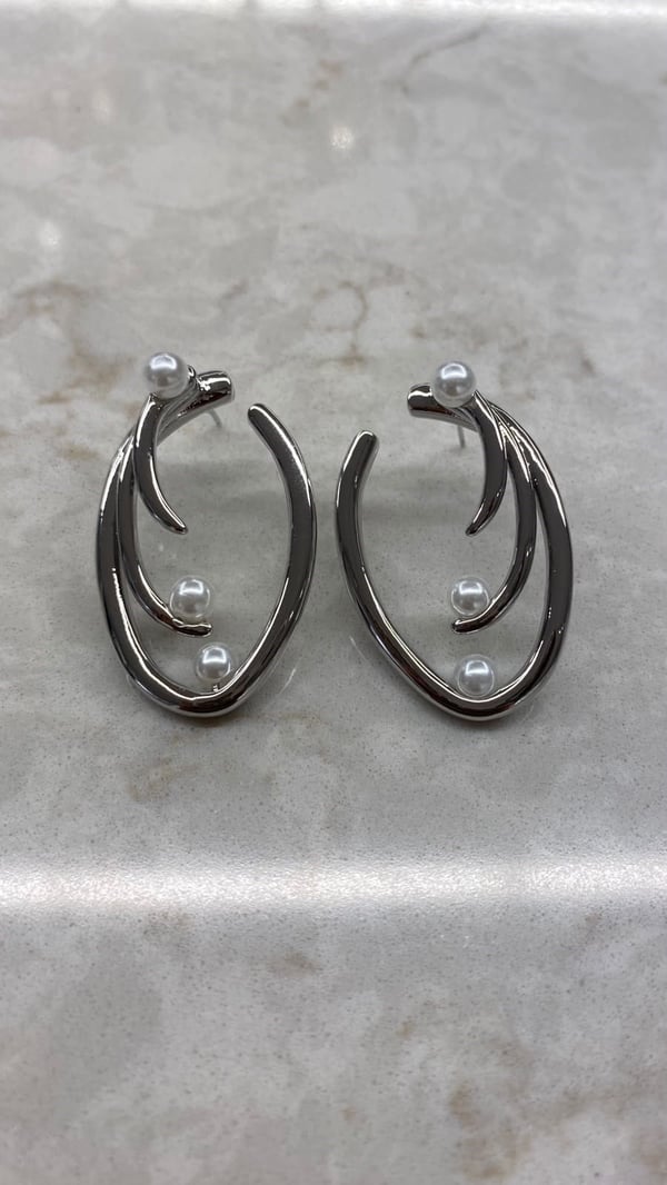 İncili Oval Silver Küpe