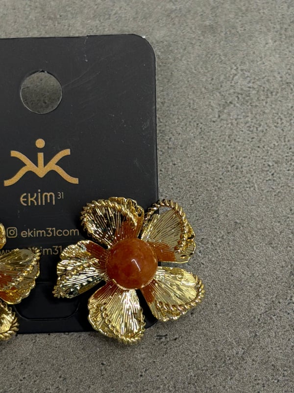 Kahve Top Taşlı Çiçek Küpe