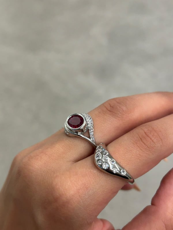 Kırmızı Taşlı Silver Yüzük 