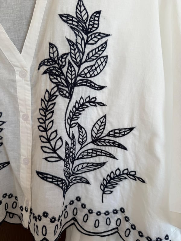 Lacivert Çiçekli Nakışlı Takım