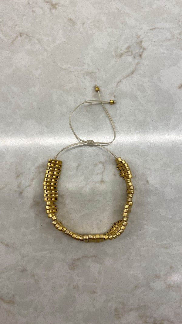 Mat Gold Renkli İpli Bileklik