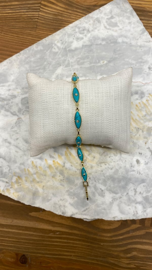 Oval Model Mavi Taşlı Gold Bileklik