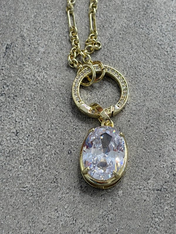Oval Zirkon Taşlı Kolye