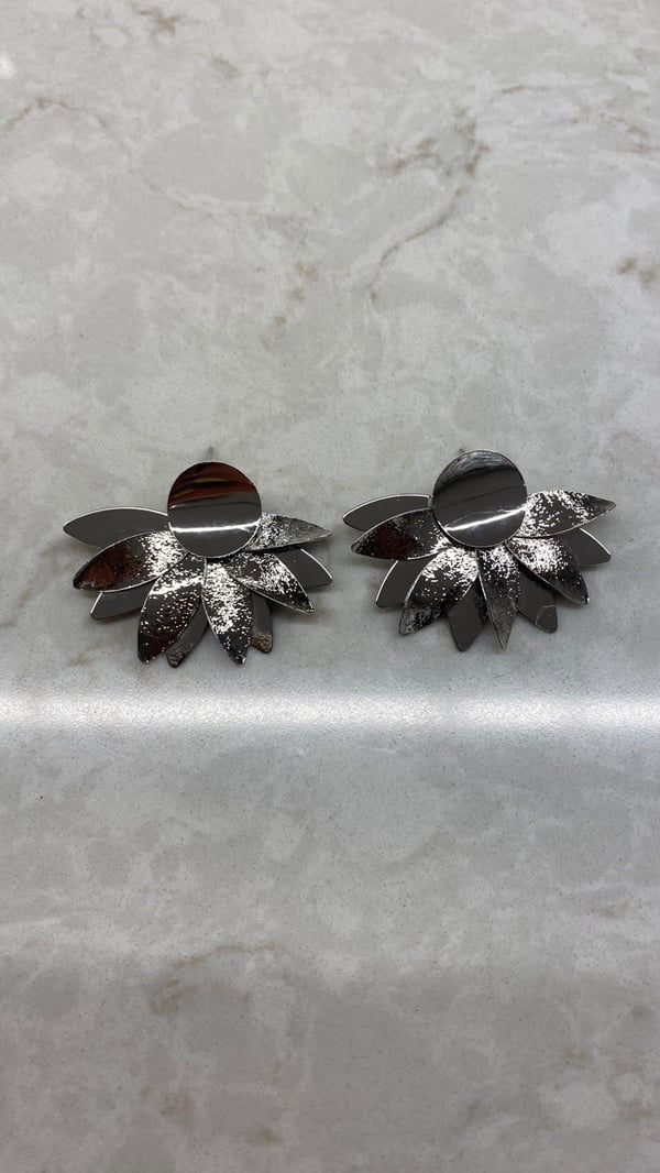 Silver Çiçek Küpe