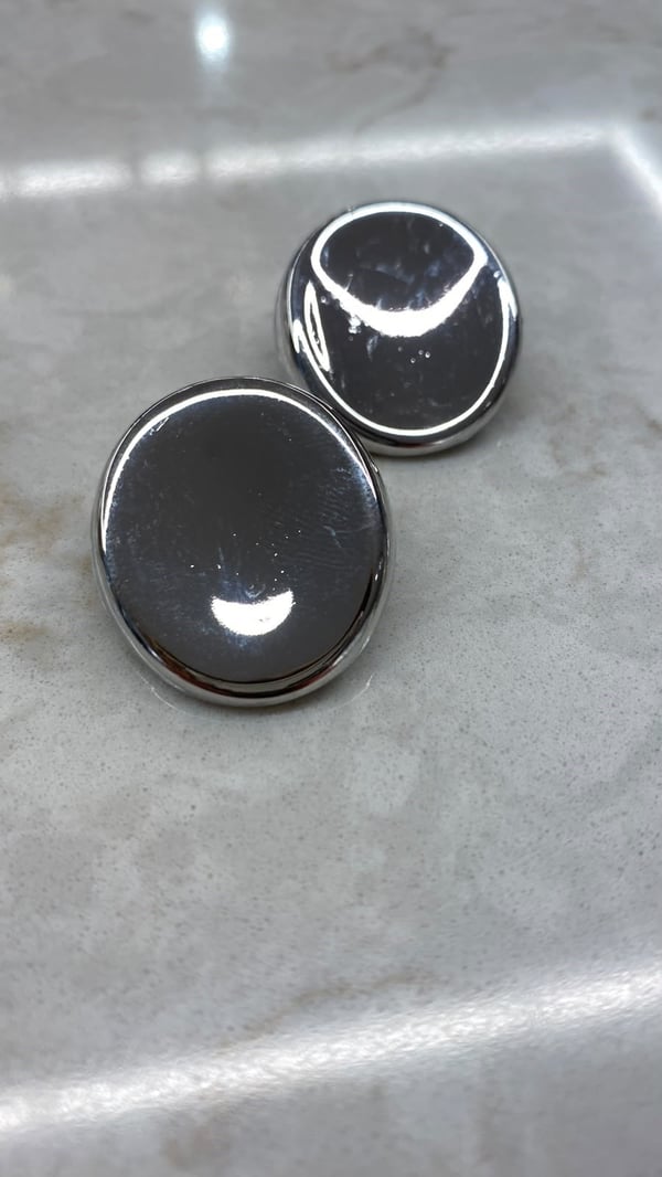 Silver Düğme Küpe