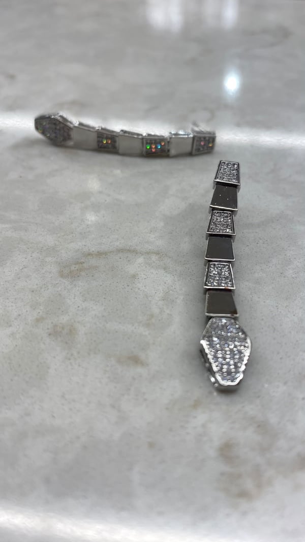 Silver Taşlı Sarkık Küpe