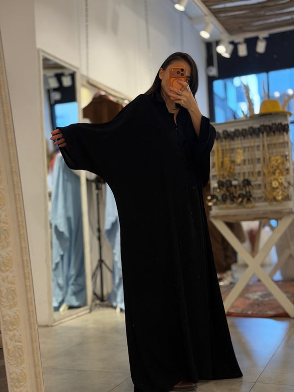 Siyah Medine İpeği Yakalı Astarlı Uzun Elbise