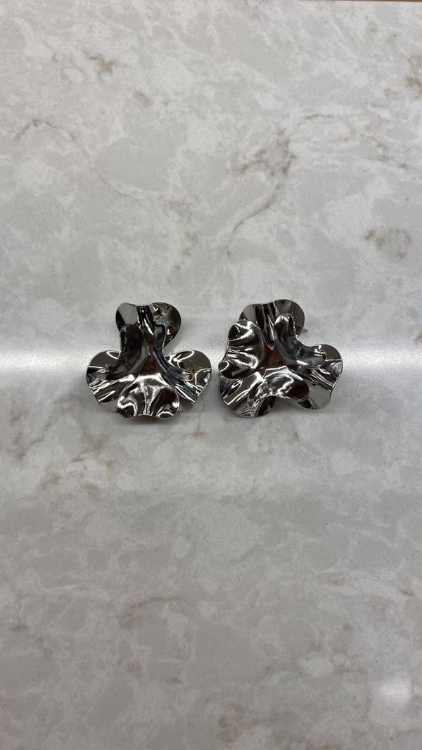 Soyut Silver Çiçek Küpe